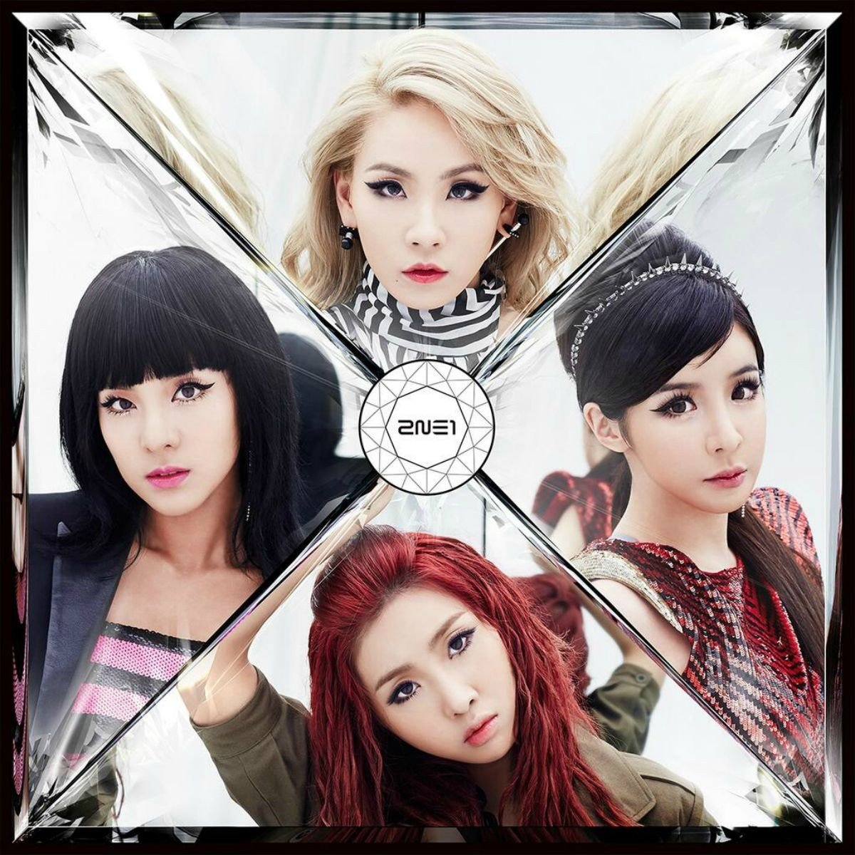 2NE1 - CRUSH (Japanese Ver.) 2014 DVD 480i MPEG2 - 6.05GB