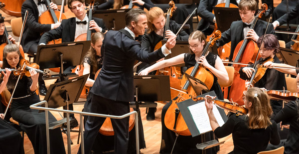 德国国家青年管弦乐团 The National Youth Orchestra of Germany with Mahler’s 9th Symphony 2024 WEB-DL 2160p H265 - 8.53GB