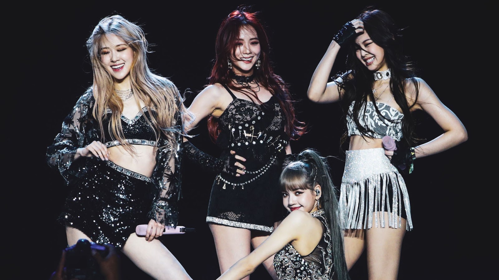 Blackpink - Live at Coachella 2019-04-12+2019-04-19 WEB-DL 1080p H264 - 2.21GB